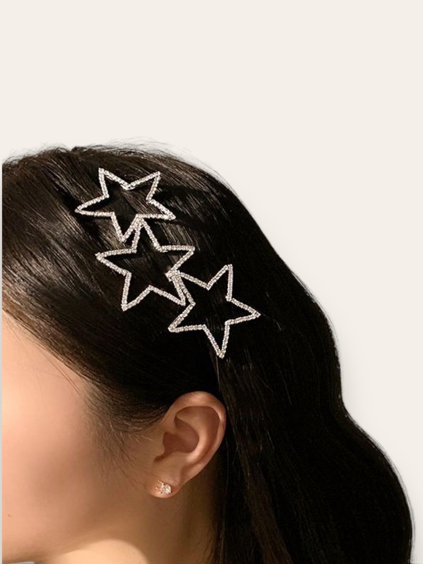 Diadema Negra con estrellas con piedras