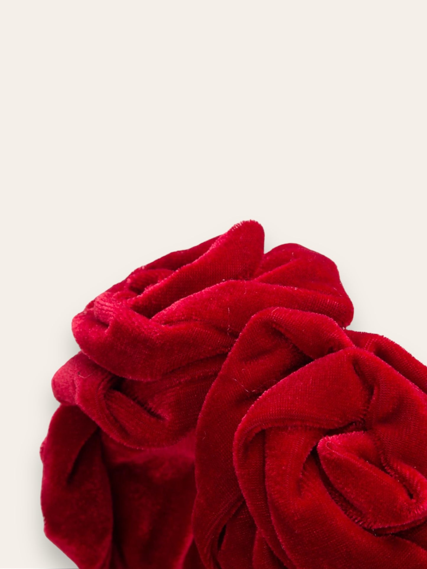 Diadema terciopelo con rosas roja