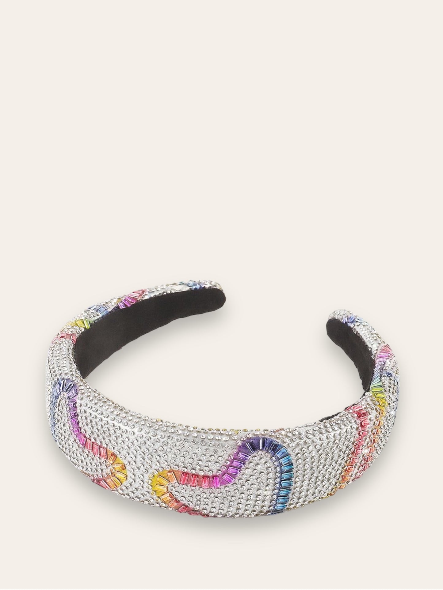 Diadema gris piedras con corazones arcoíris